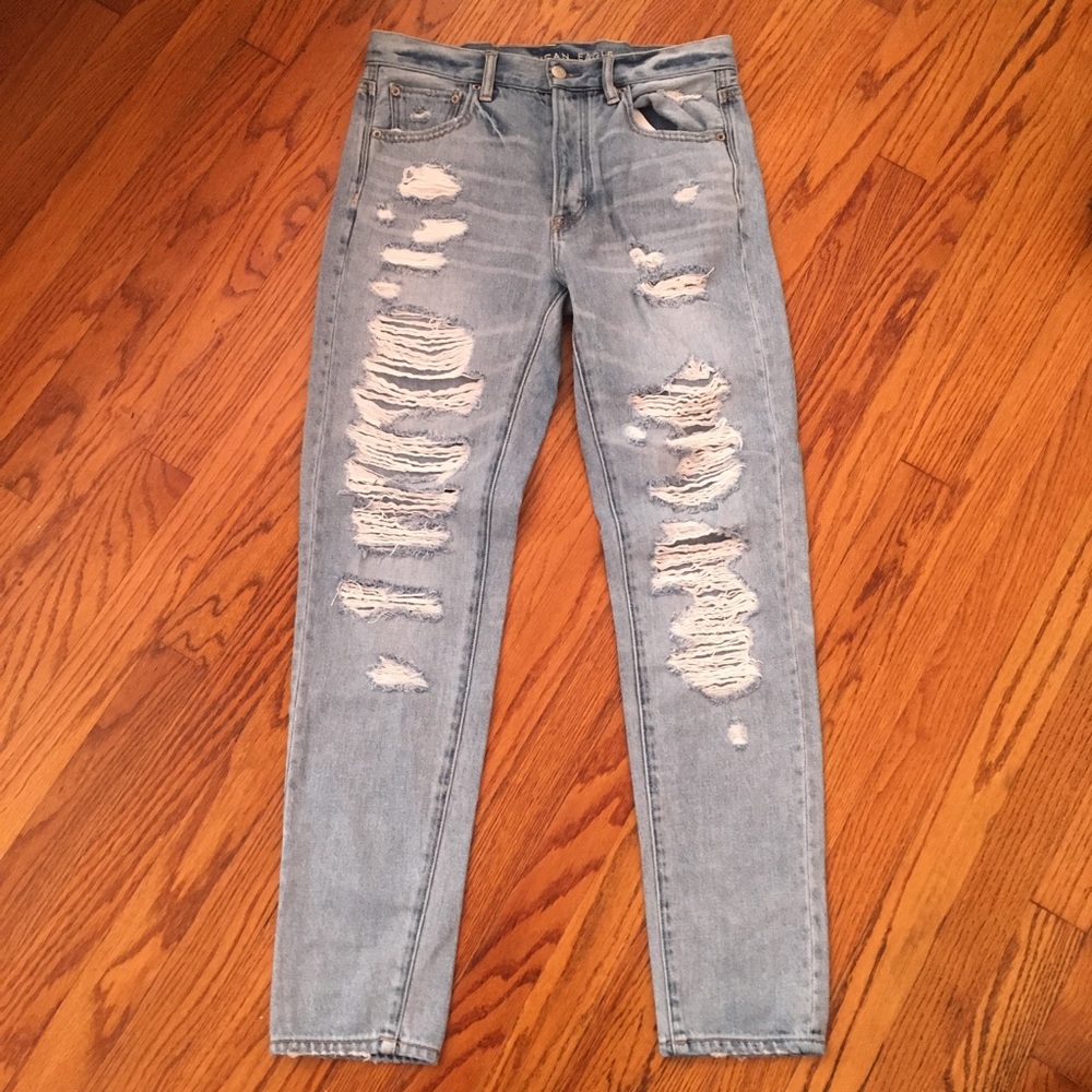American Eagle hi-rise girlfriend distressed jeans button fly 4 long